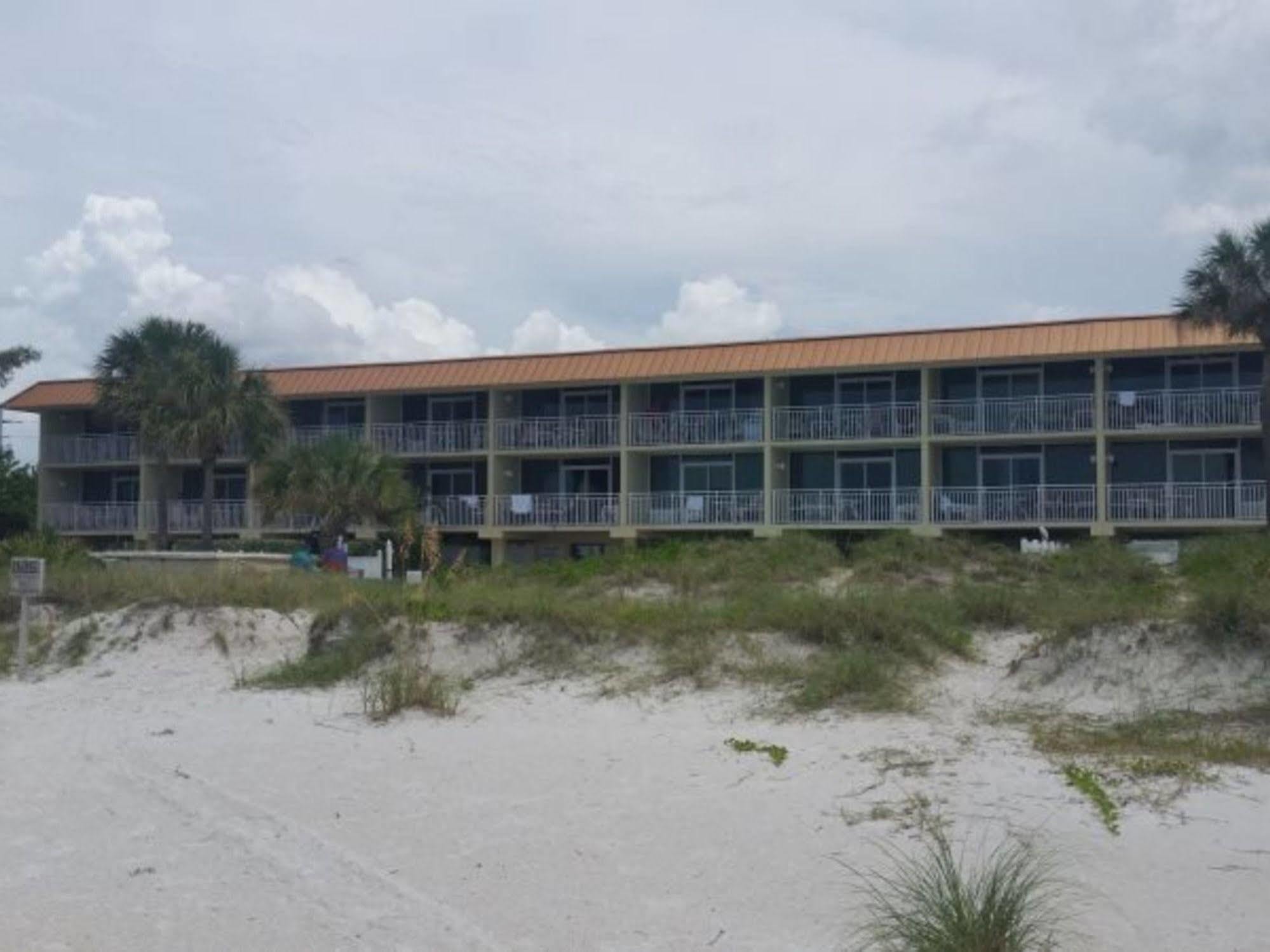 Club Bamboo South - Bradenton Beach Exterior photo